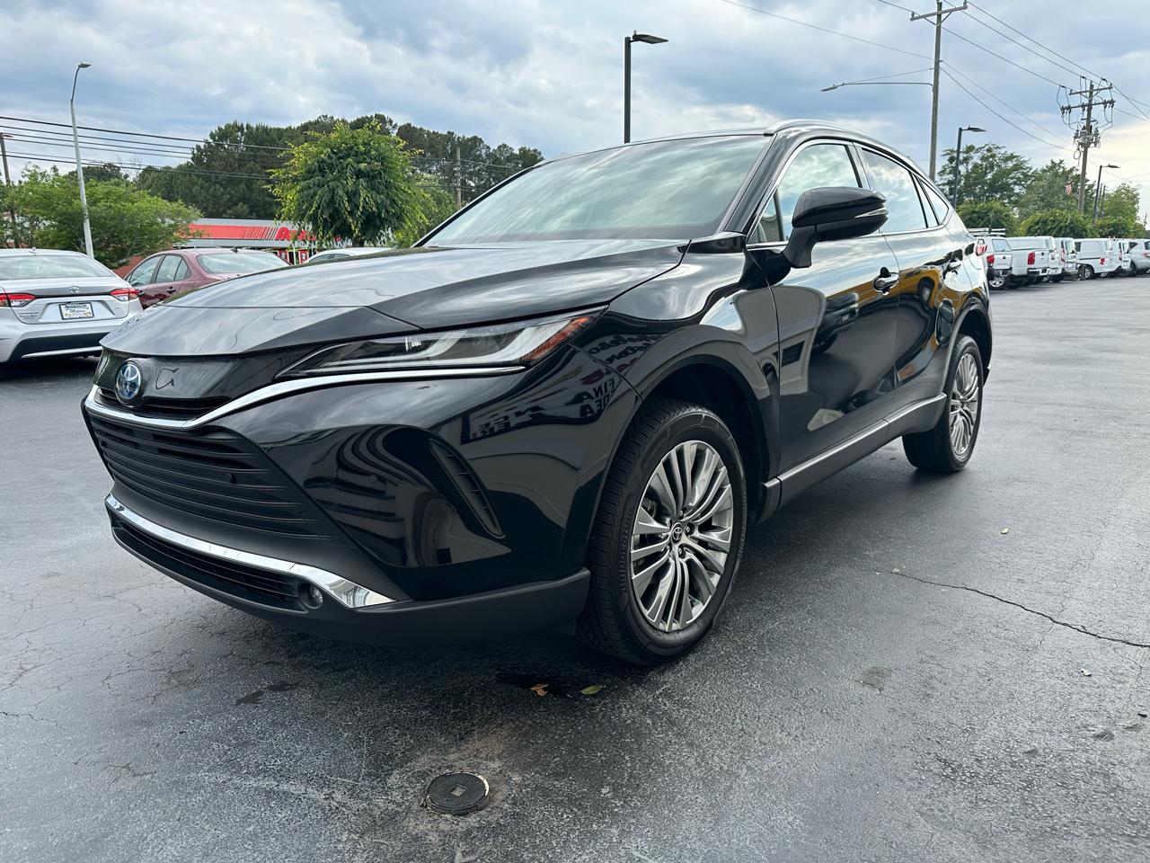 Toyota Venza Nightshade AWD (Natl) 2024