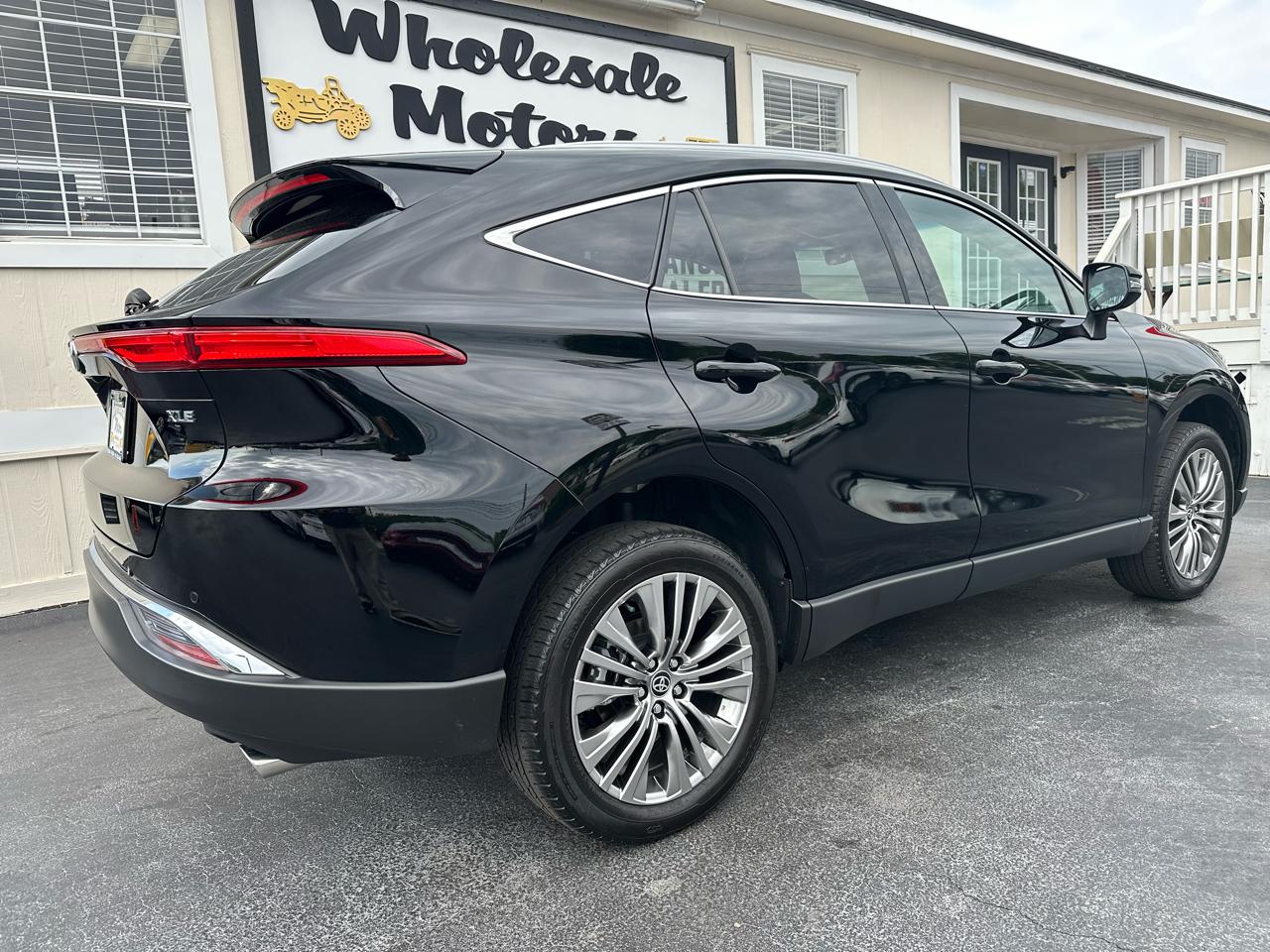 Toyota Venza Nightshade AWD (Natl) 2024