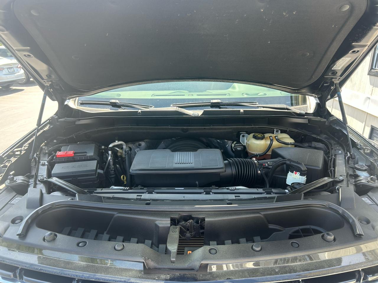 Chevrolet Tahoe 4WD 4dr LT 2022