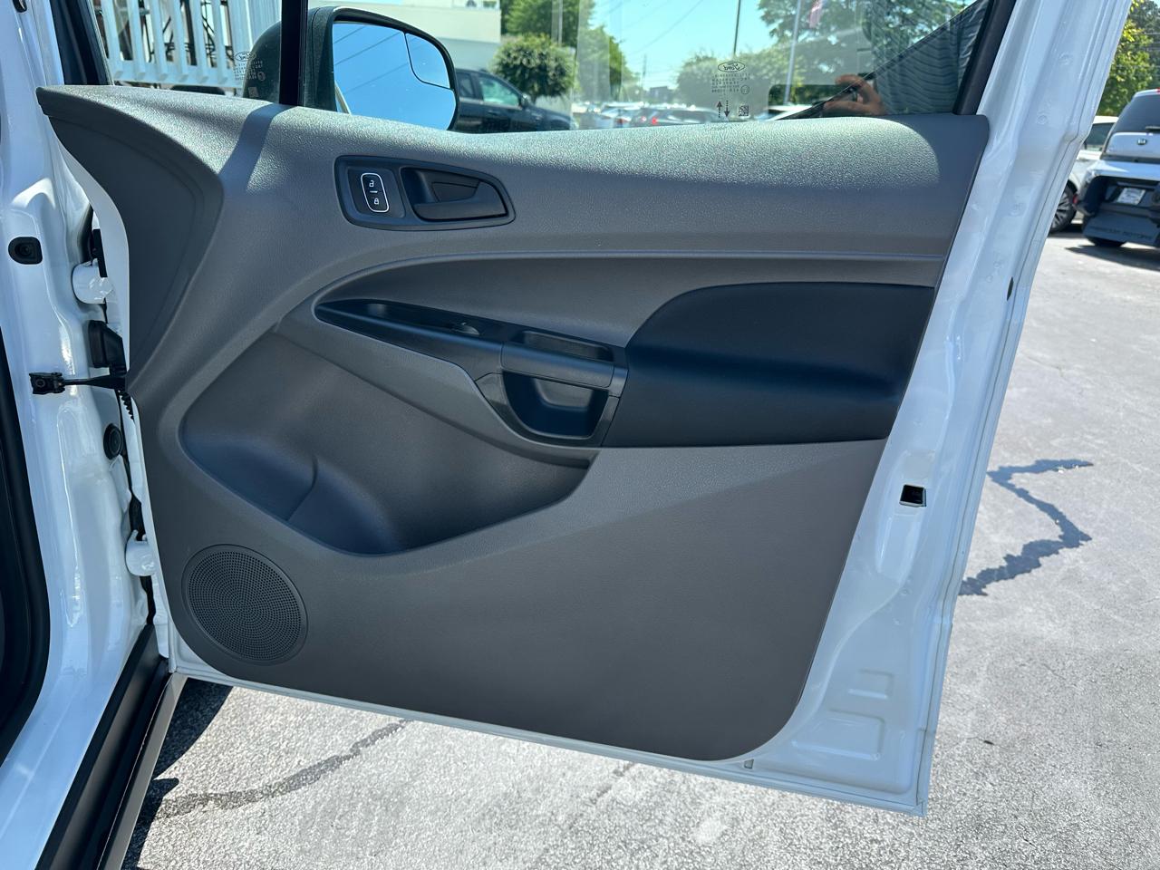 Ford Transit Connect Van XL LWB w/Rear Symmetrical Doors 2023