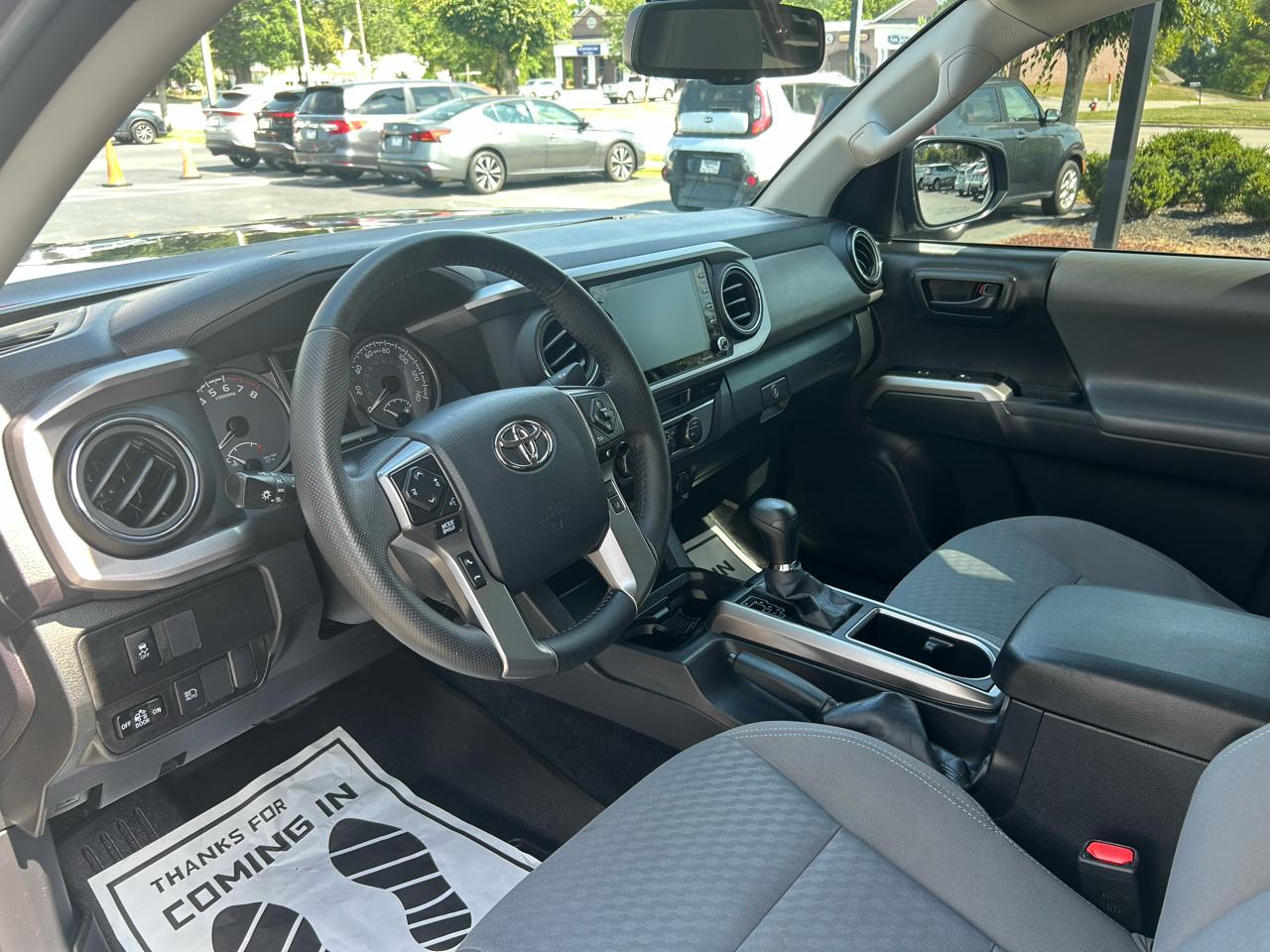 Toyota Tacoma SR5 V6 2023