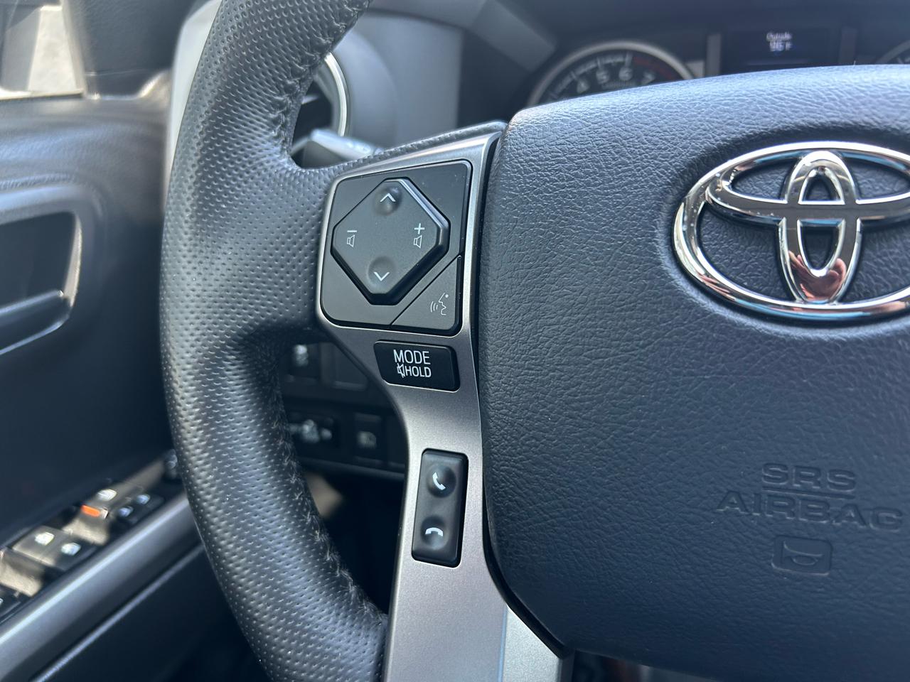 Toyota Tacoma SR5 V6 2023