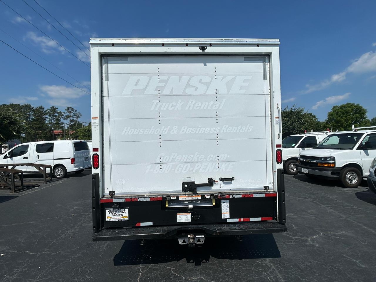 GMC Savana Commercial Cutaway 3500 Van 177" 2021