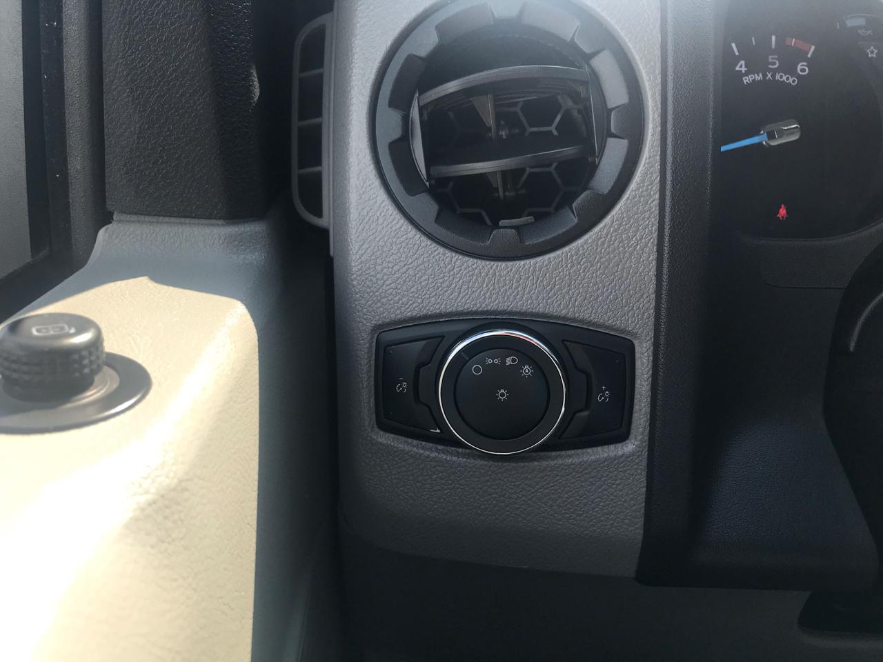 Ford E-350 Super Duty E-350 Super Duty 2022