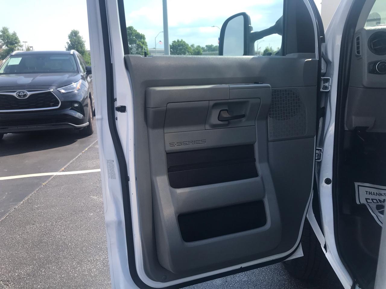 Ford E-350 Super Duty E-350 Super Duty 2022