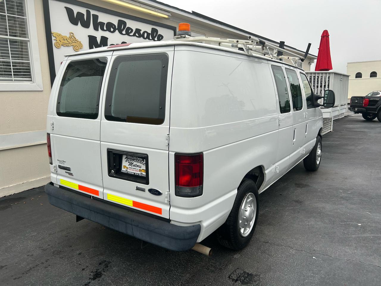 Ford Econoline Cargo Van E-150 2012