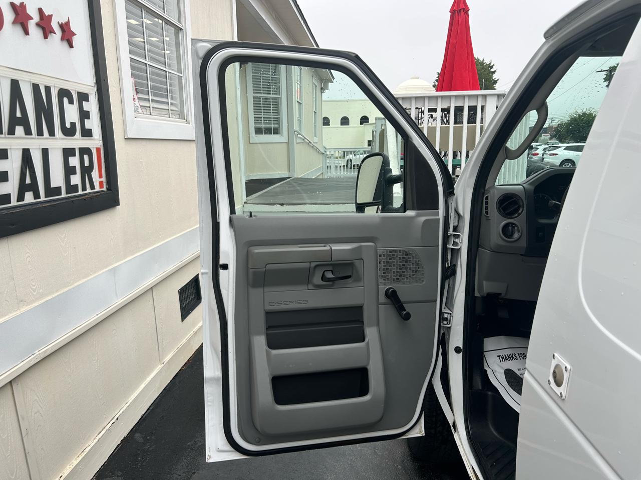 Ford Econoline Cargo Van E-150 2012