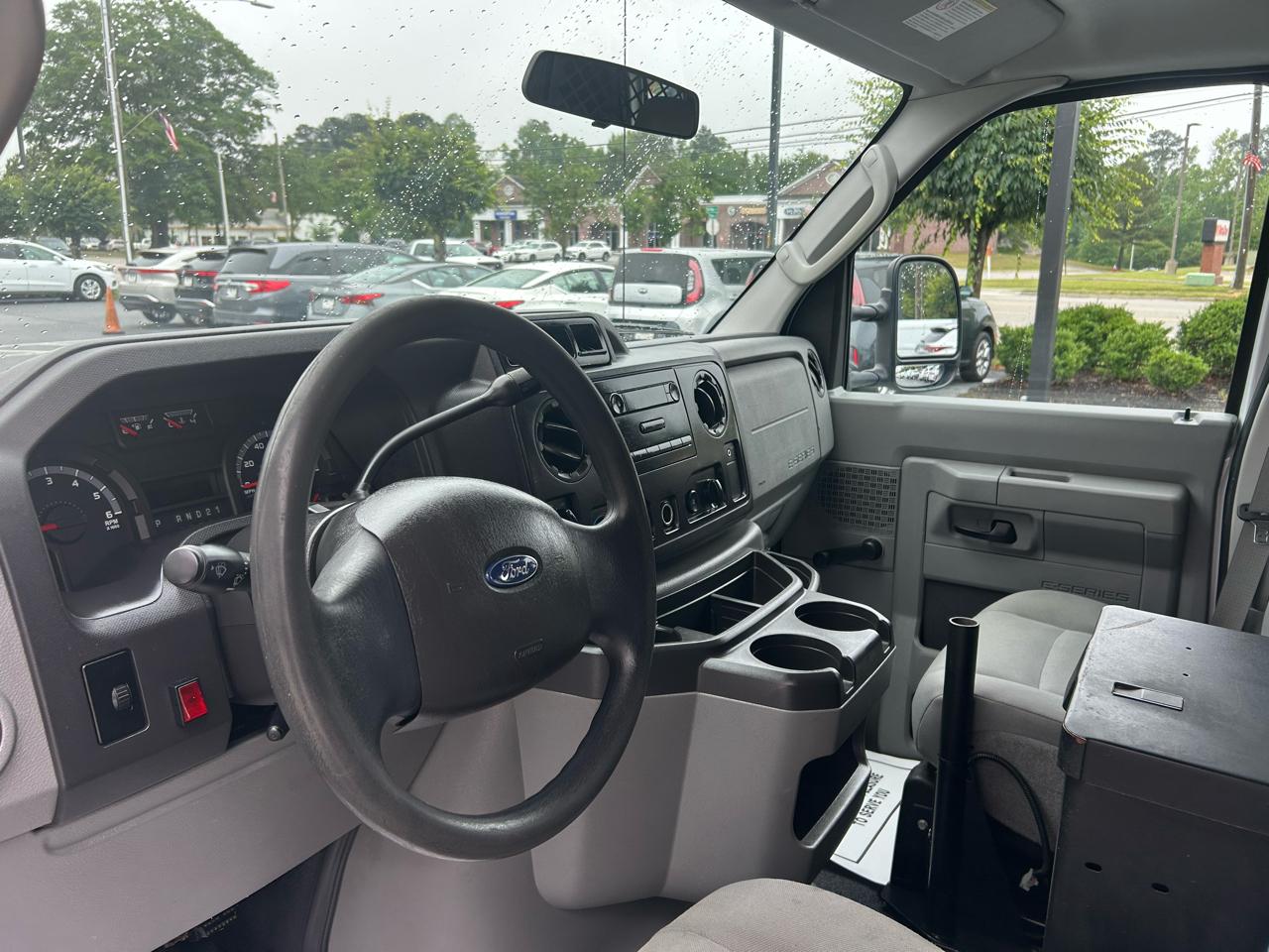 Ford Econoline Cargo Van E-150 2012