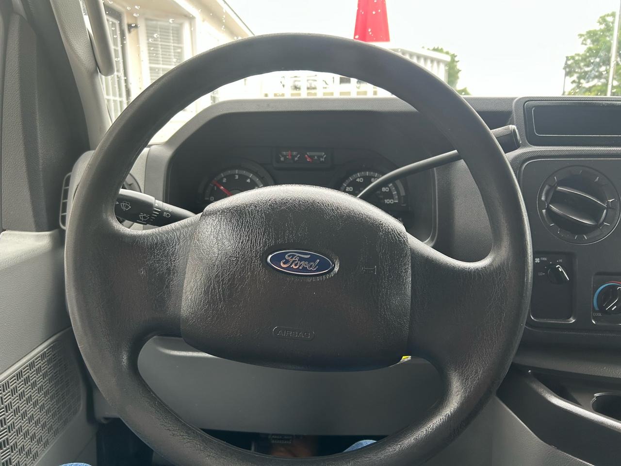 Ford Econoline Cargo Van E-150 2012