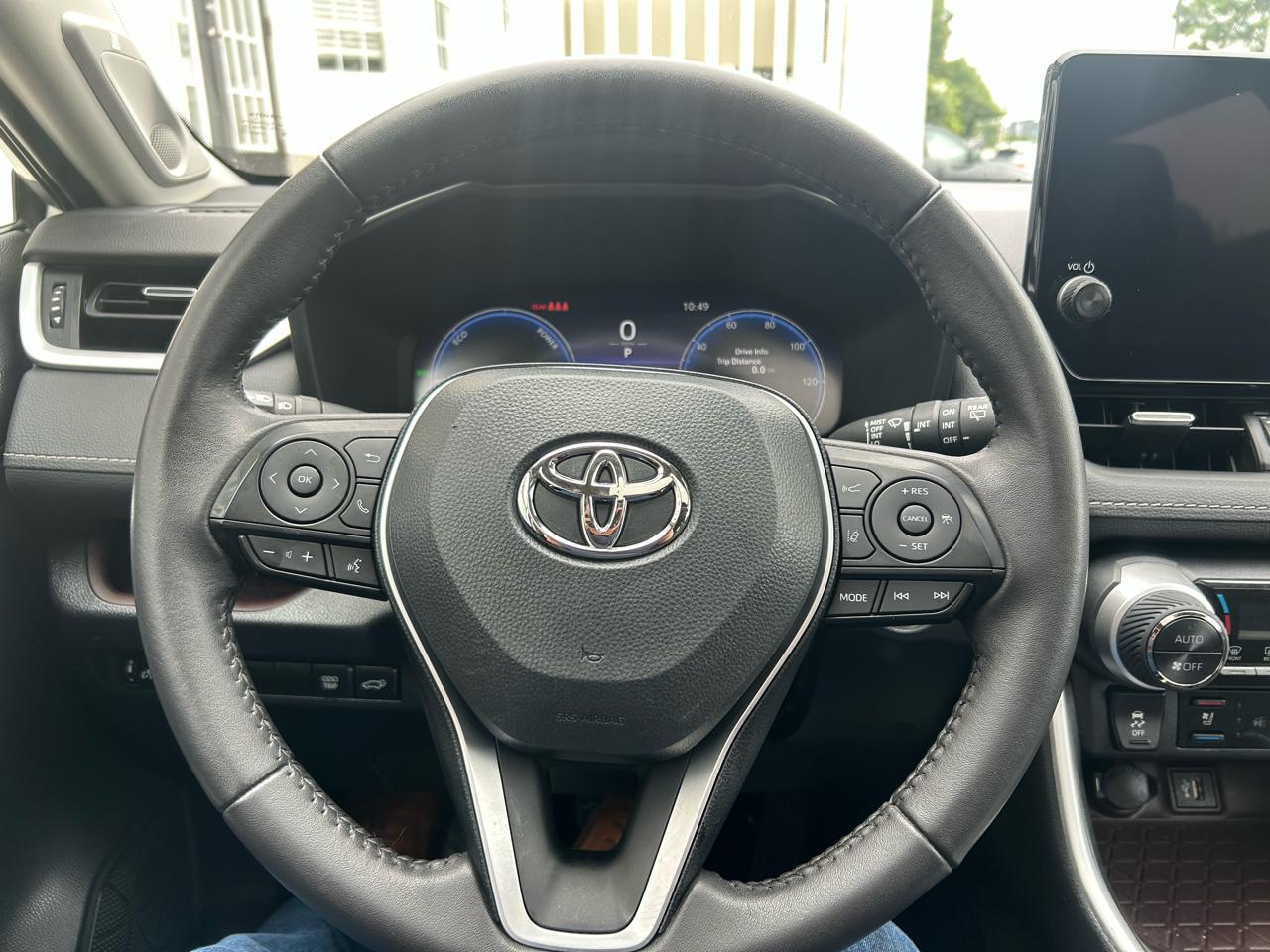 Toyota RAV4 Hybrid Limited AWD (Natl) 2023