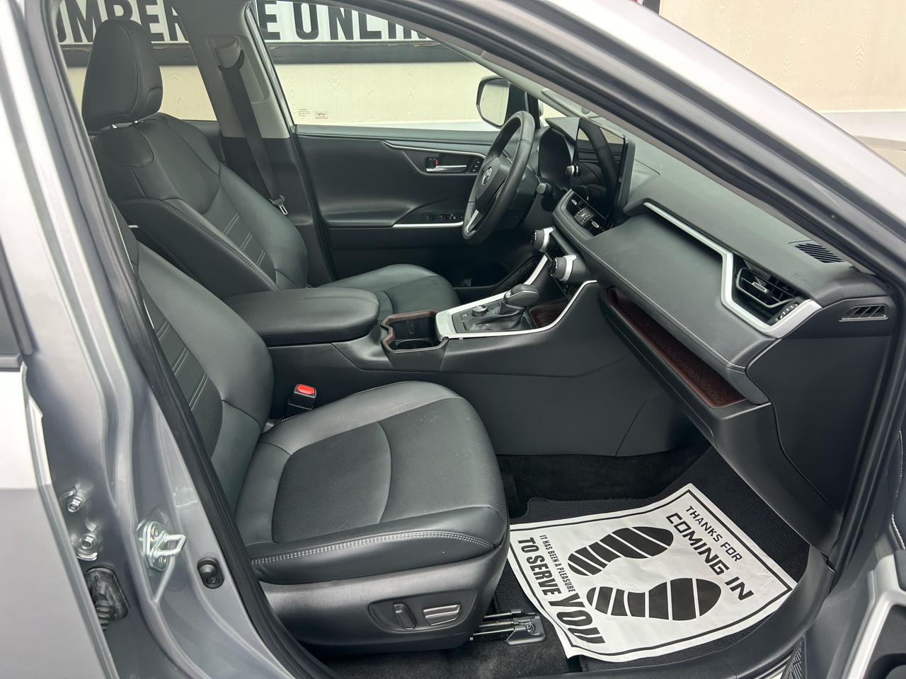 Toyota RAV4 Hybrid Limited AWD (Natl) 2023