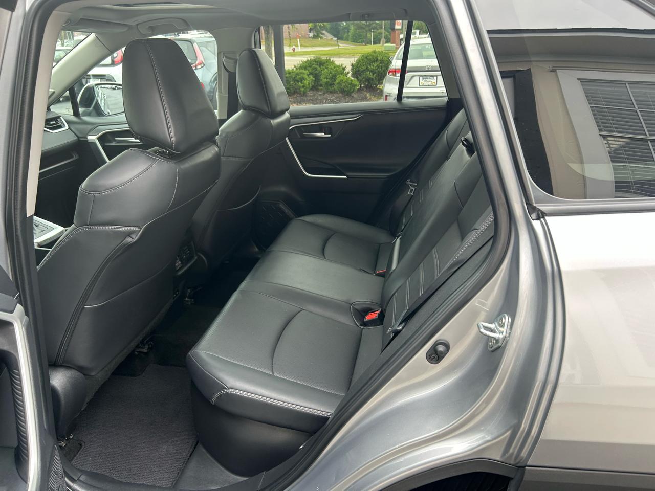 Toyota RAV4 Hybrid Limited AWD (Natl) 2023