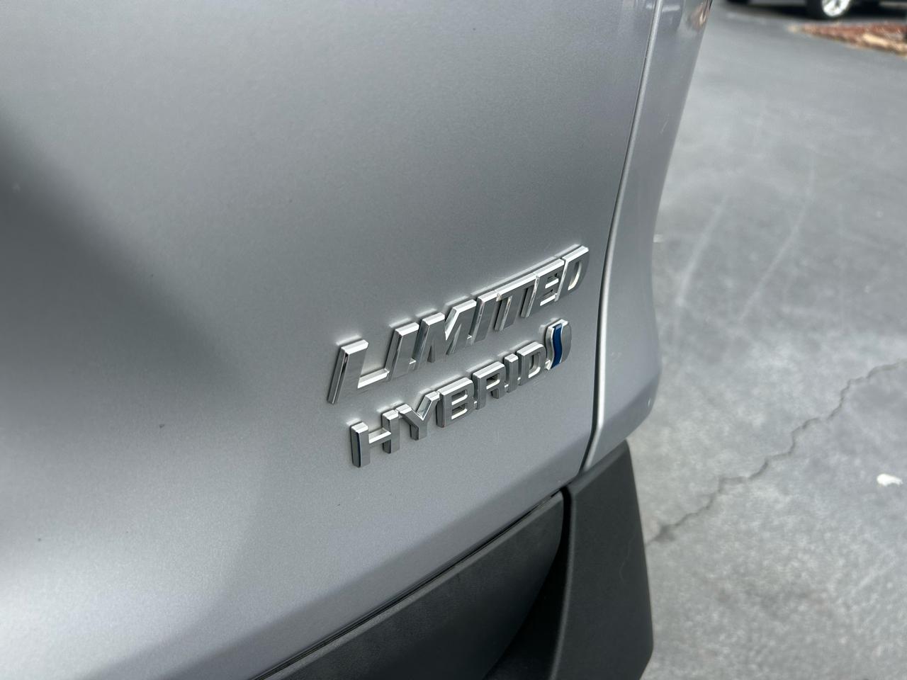 Toyota RAV4 Hybrid Limited AWD (Natl) 2023