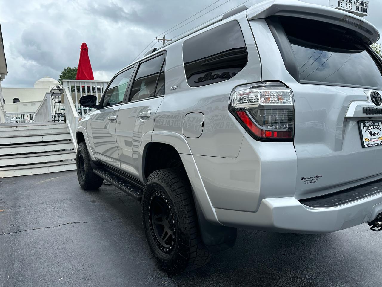 Toyota 4Runner SR5 Premium 4WD (Natl) 2021
