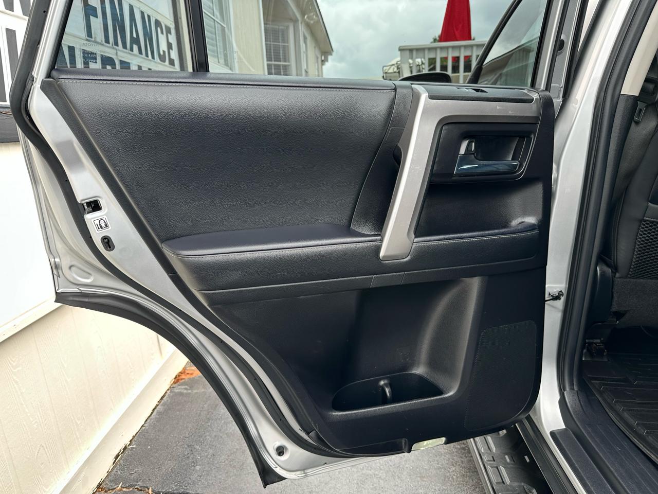 Toyota 4Runner SR5 Premium 4WD (Natl) 2021