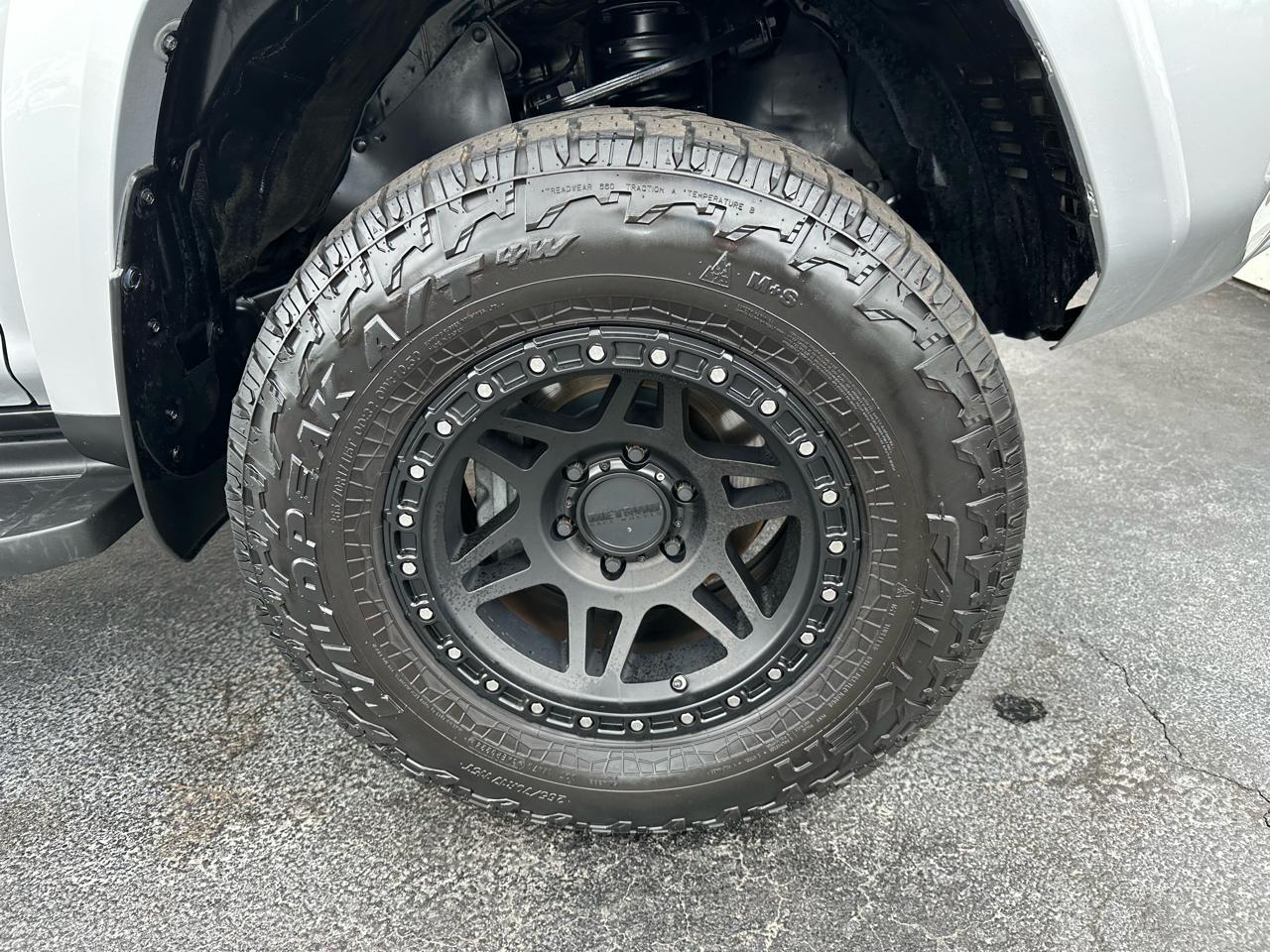 Toyota 4Runner SR5 Premium 4WD (Natl) 2021