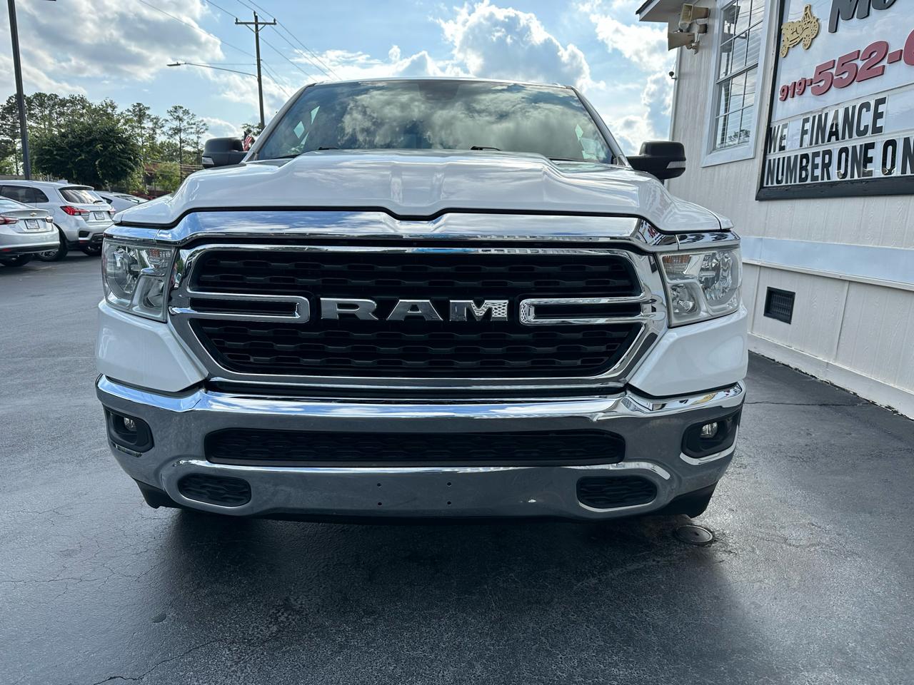 RAM 1500 Big Horn 4x2 Quad Cab 6'4" Box 2022