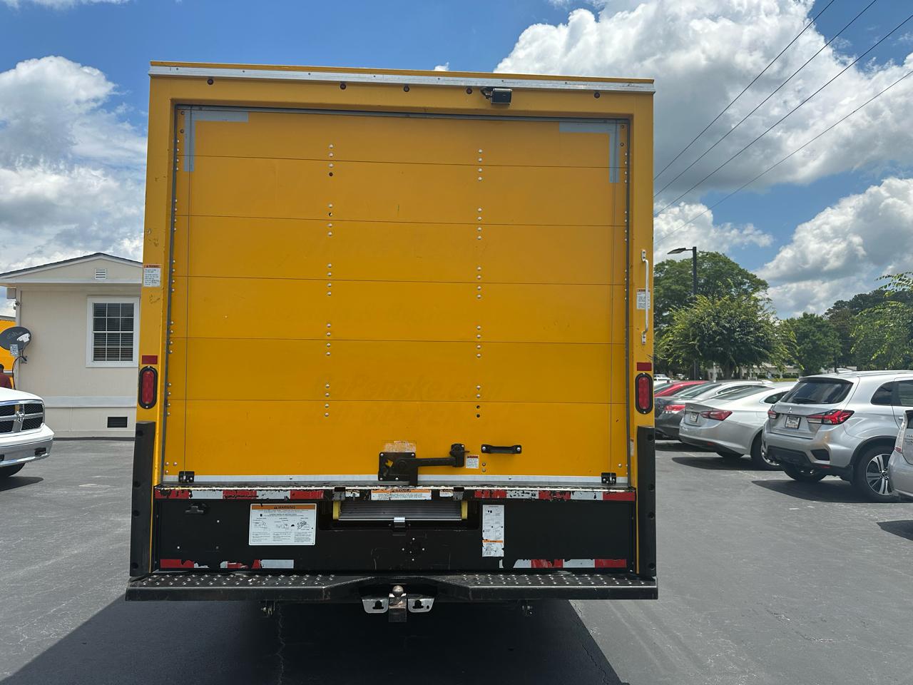 Ford E-Series Cutaway E-350 SRW 138" WB 2022