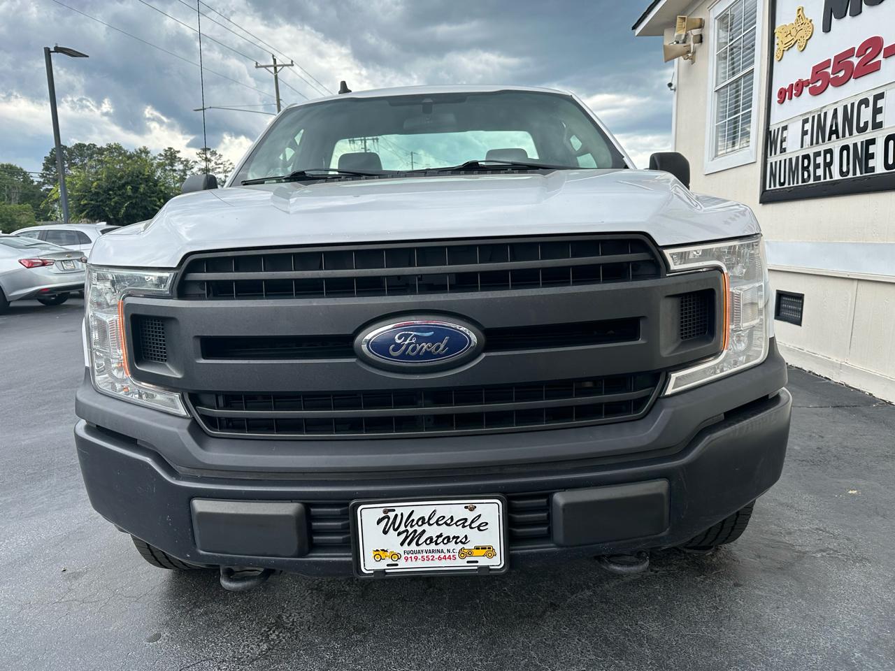 Ford F-150 XLT 4WD Reg Cab 8' Box 2020