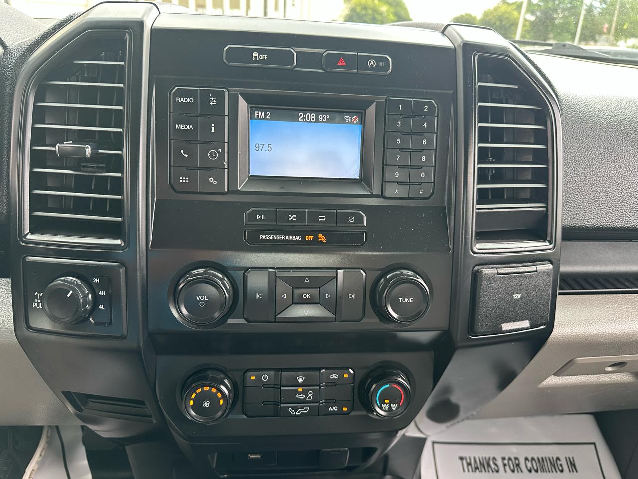 Ford F-150 XLT 4WD Reg Cab 8' Box 2020