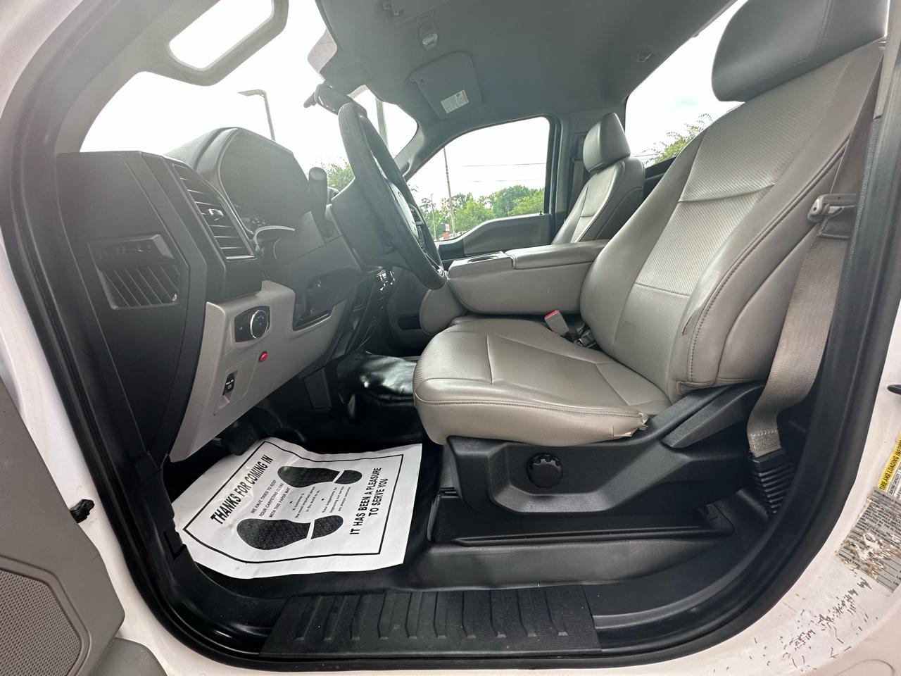 Ford F-150 XLT 4WD Reg Cab 8' Box 2020