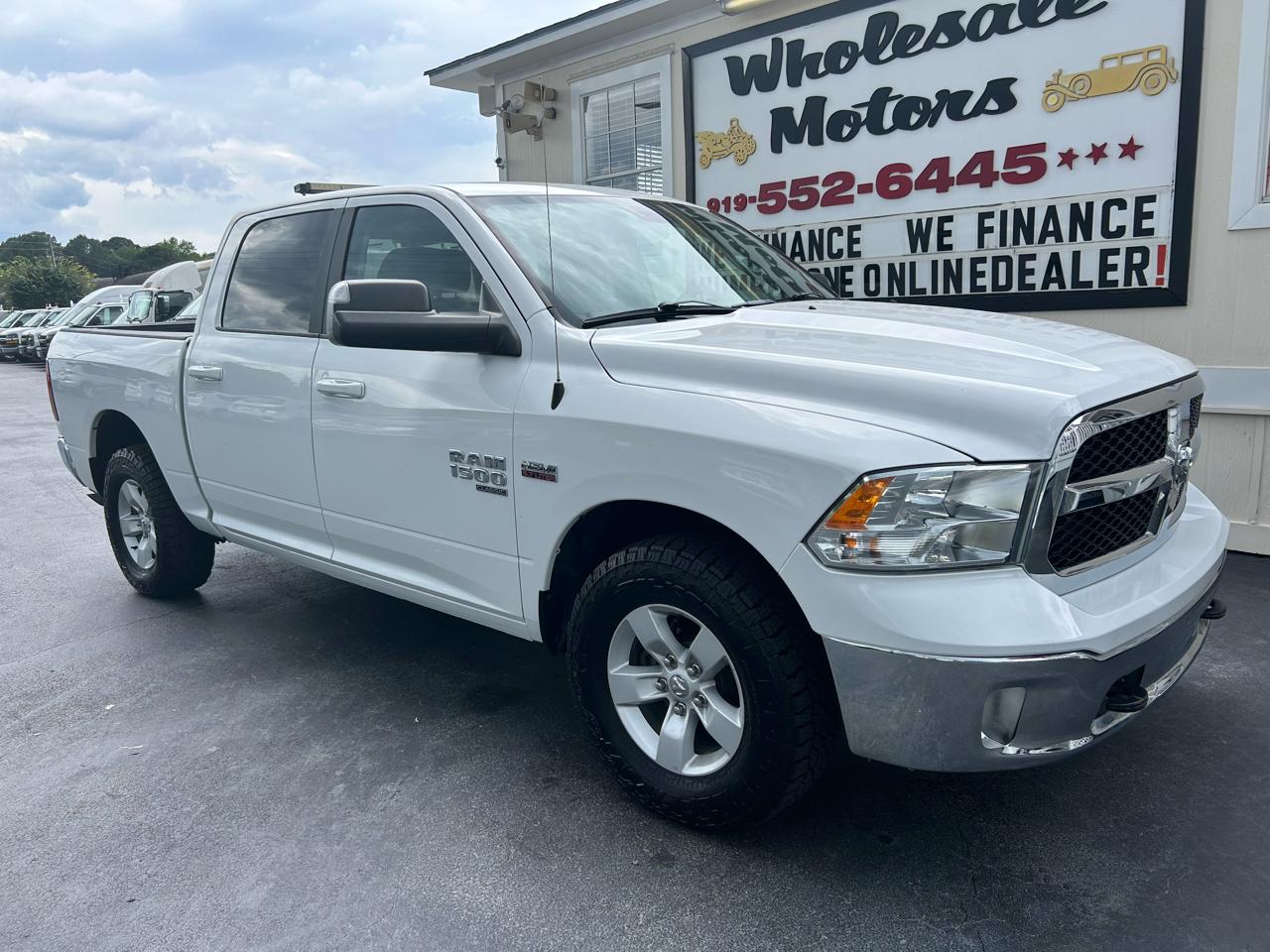 RAM 1500 Classic SLT 4x4 Crew Cab 5'7" Box 2021