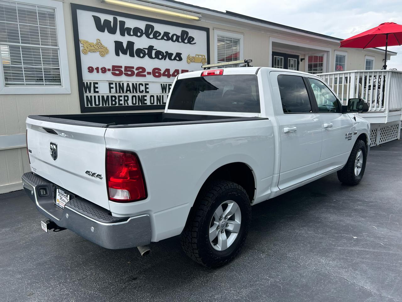 RAM 1500 Classic SLT 4x4 Crew Cab 5'7" Box 2021