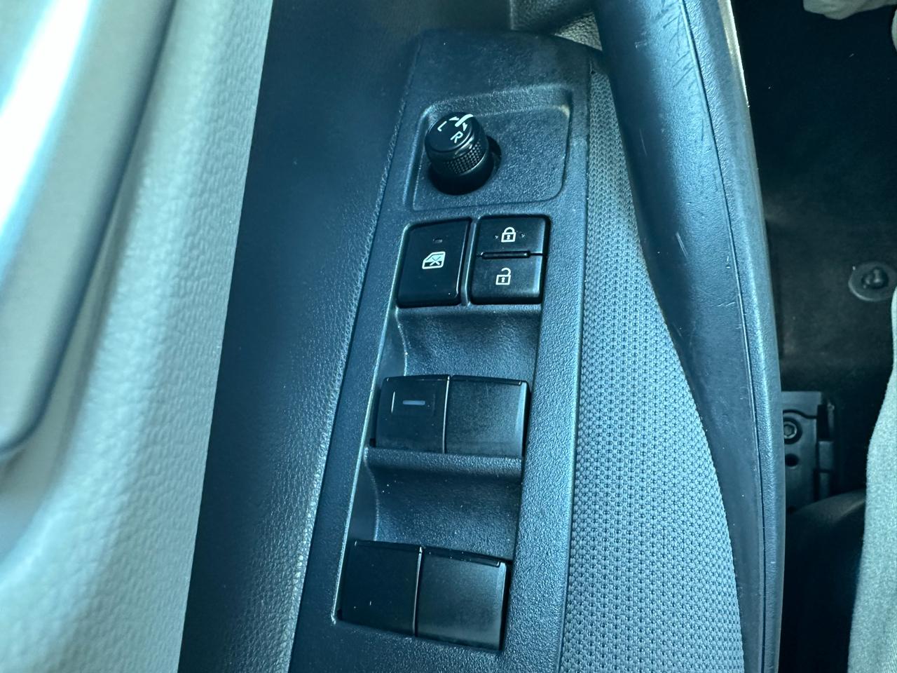Toyota Corolla Hybrid LE CVT (Natl) 2020
