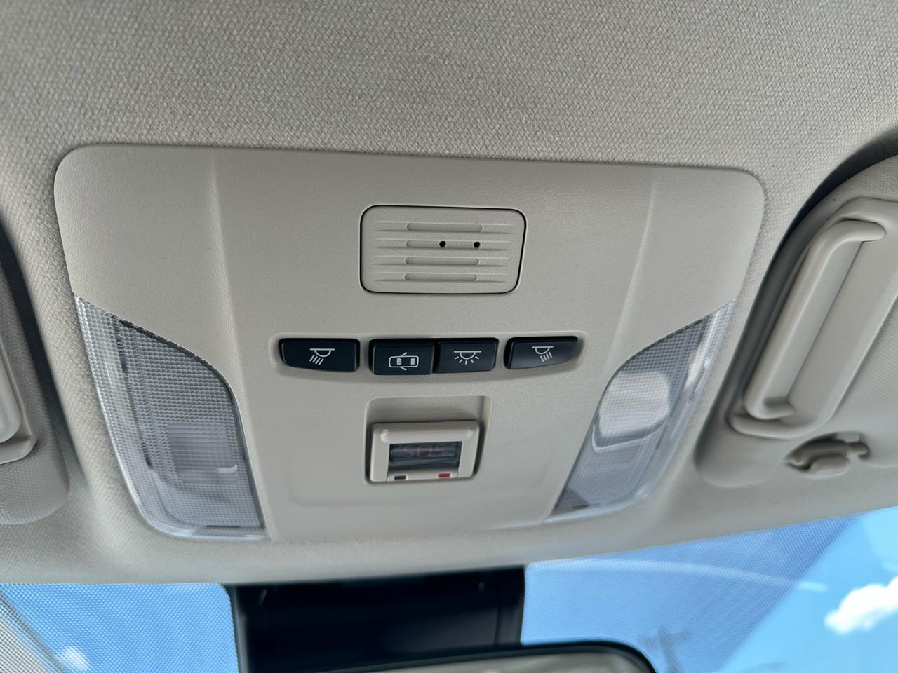 Toyota Corolla Hybrid LE CVT (Natl) 2020