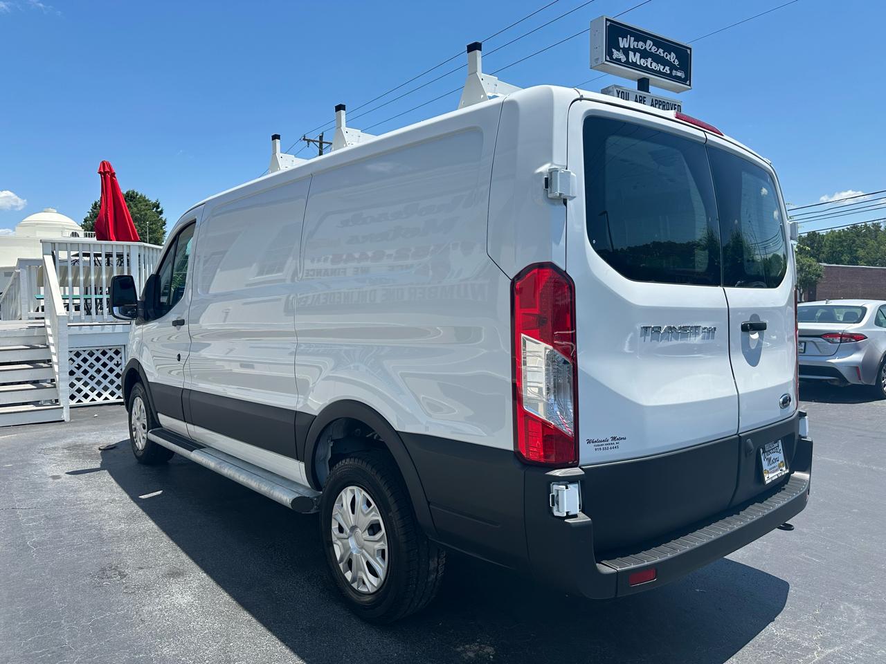Ford Transit Cargo Van T-250 130" Low Rf 9070 GVWR RWD 2025