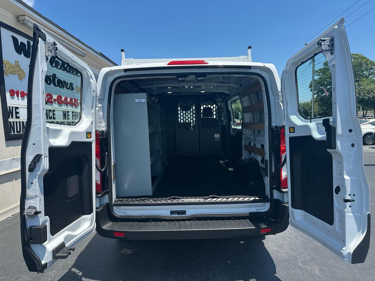 Ford Transit Cargo Van T-250 130" Low Rf 9070 GVWR RWD 2025