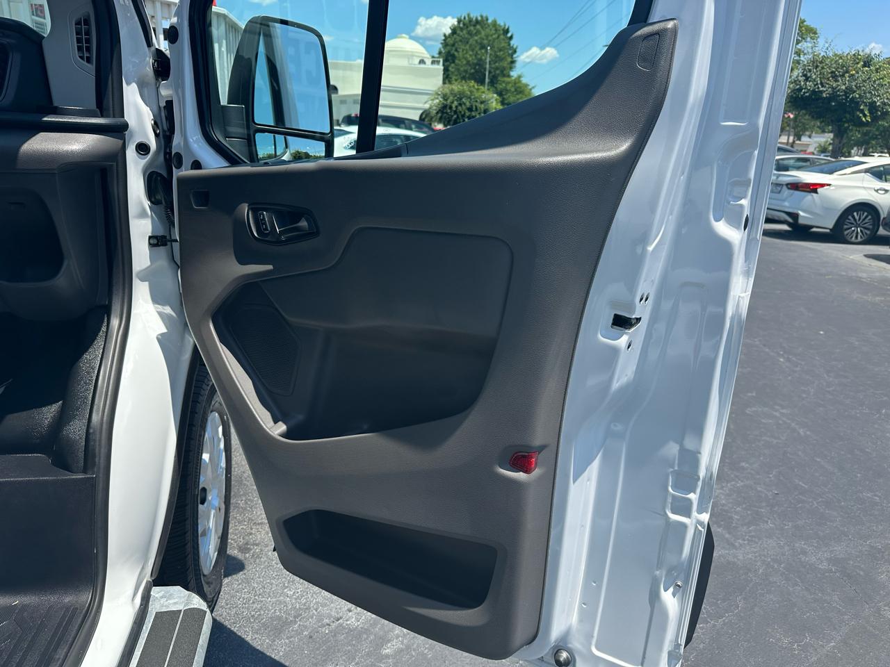 Ford Transit Cargo Van T-250 130" Low Rf 9070 GVWR RWD 2025