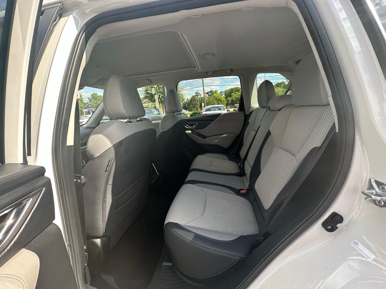 Subaru Forester Premium AWD 2024