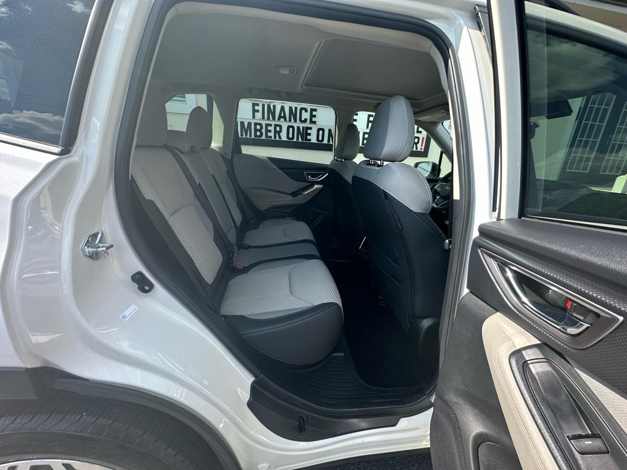Subaru Forester Premium AWD 2024