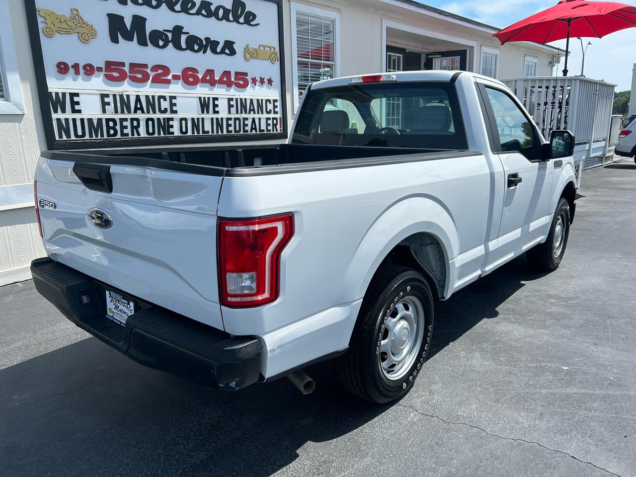 Ford F-150 XL 2WD Reg Cab 6.5' Box 2017