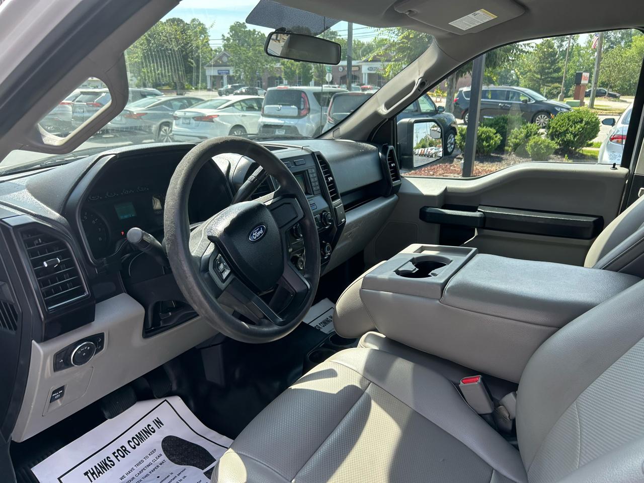 Ford F-150 XL 2WD Reg Cab 6.5' Box 2017