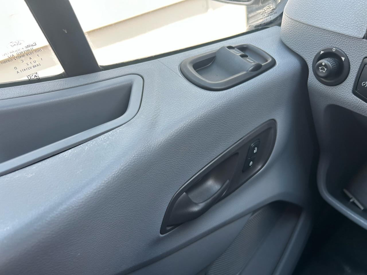Ford Transit Van T-150 130" Low Rf 8600 GVWR Sliding RH Dr 2018