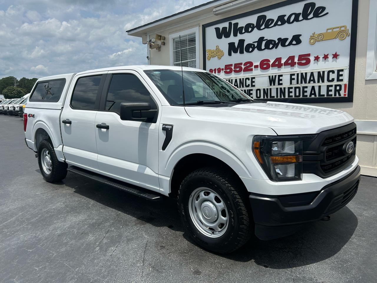 Ford F-150 XL 4WD SuperCrew 5.5' Box 2023