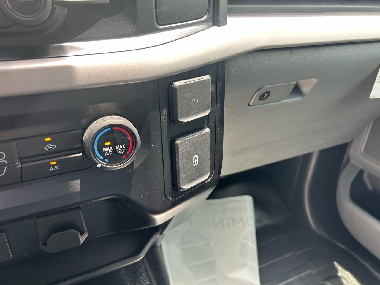 Ford F-150 XL 4WD SuperCrew 5.5' Box 2023