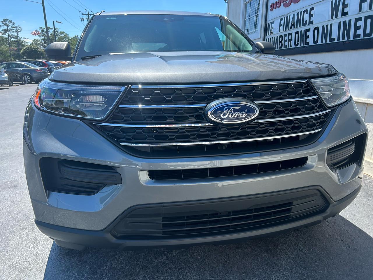 Ford Explorer XLT 2024