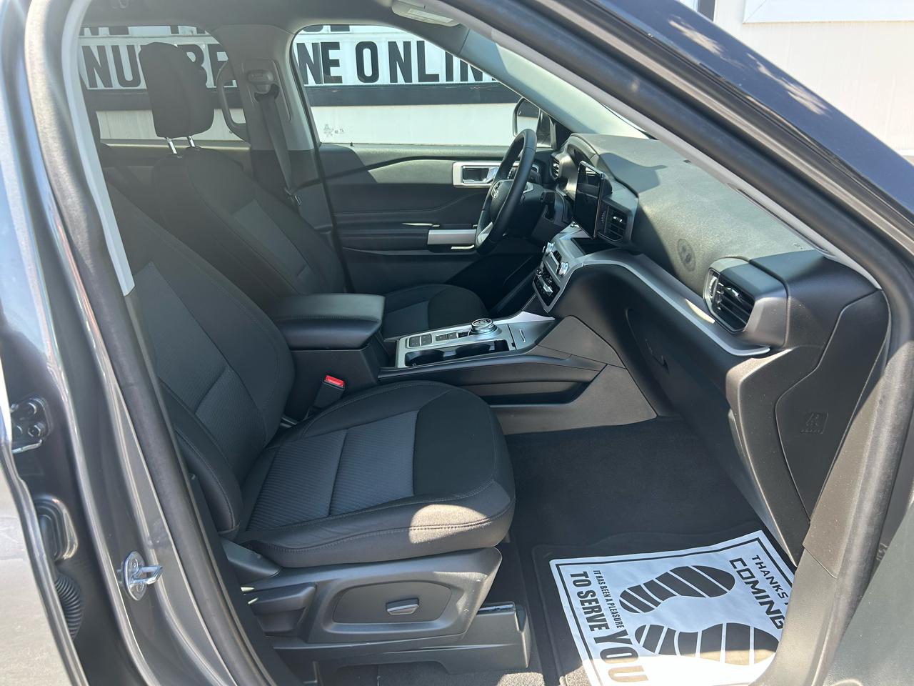 Ford Explorer XLT 2024