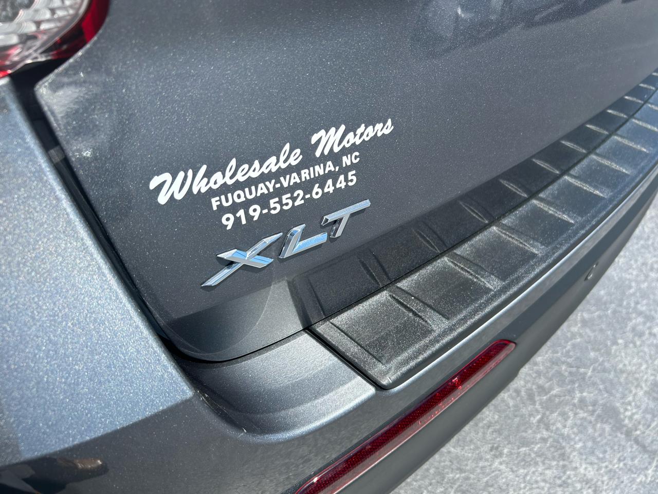 Ford Explorer XLT 2024