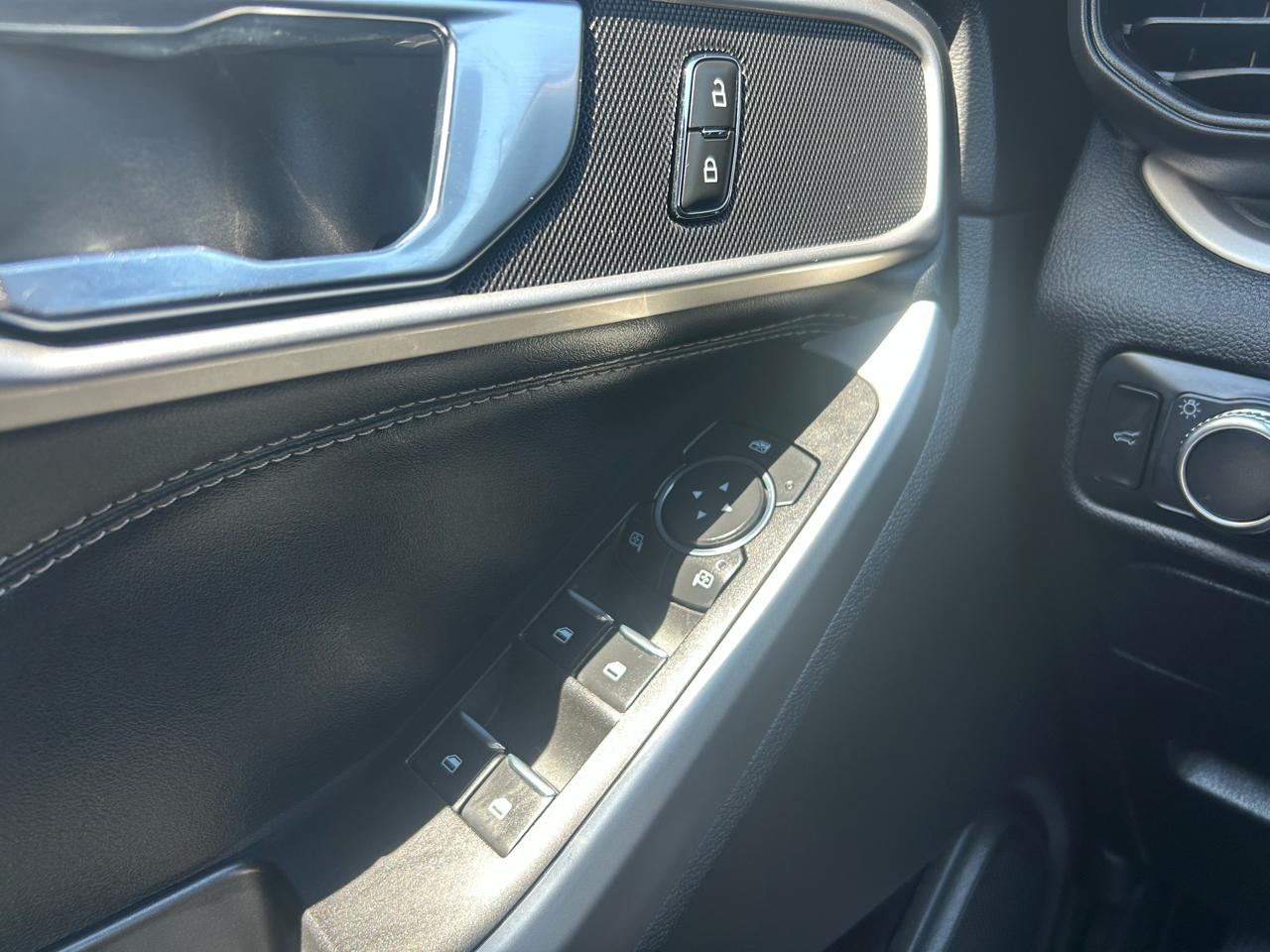 Ford Explorer XLT 2021