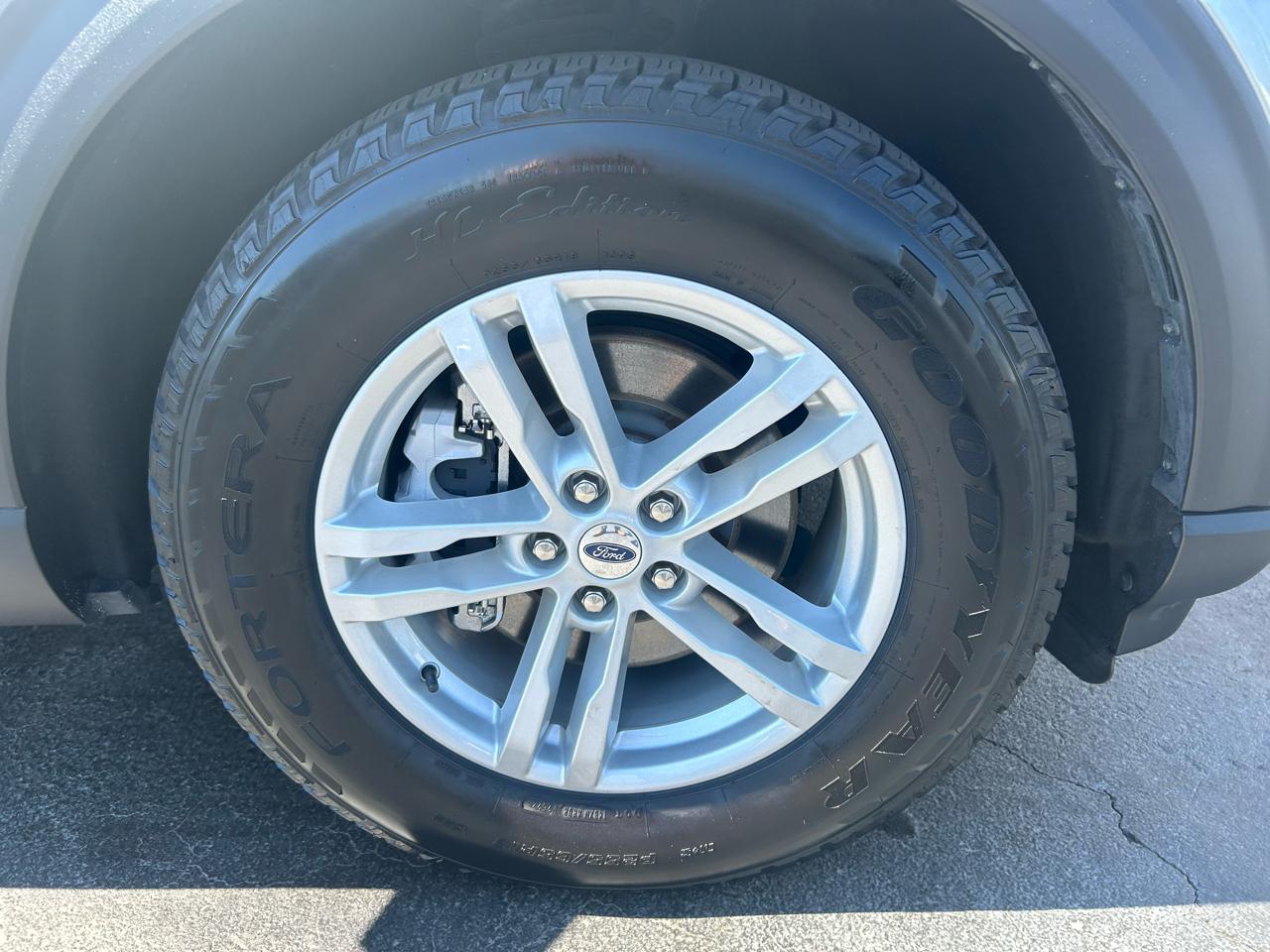 Ford Explorer XLT 2021