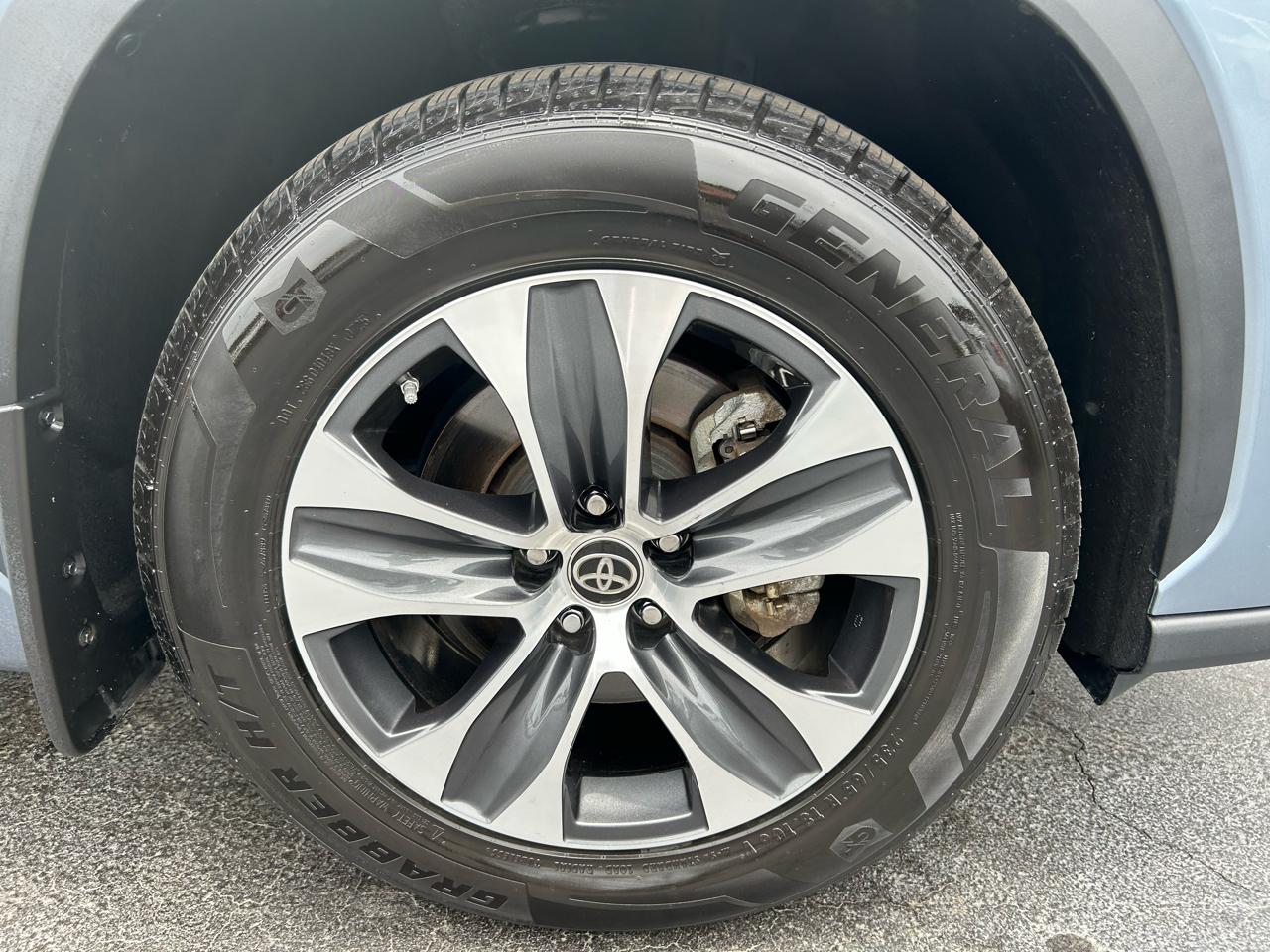 Toyota Highlander  2023