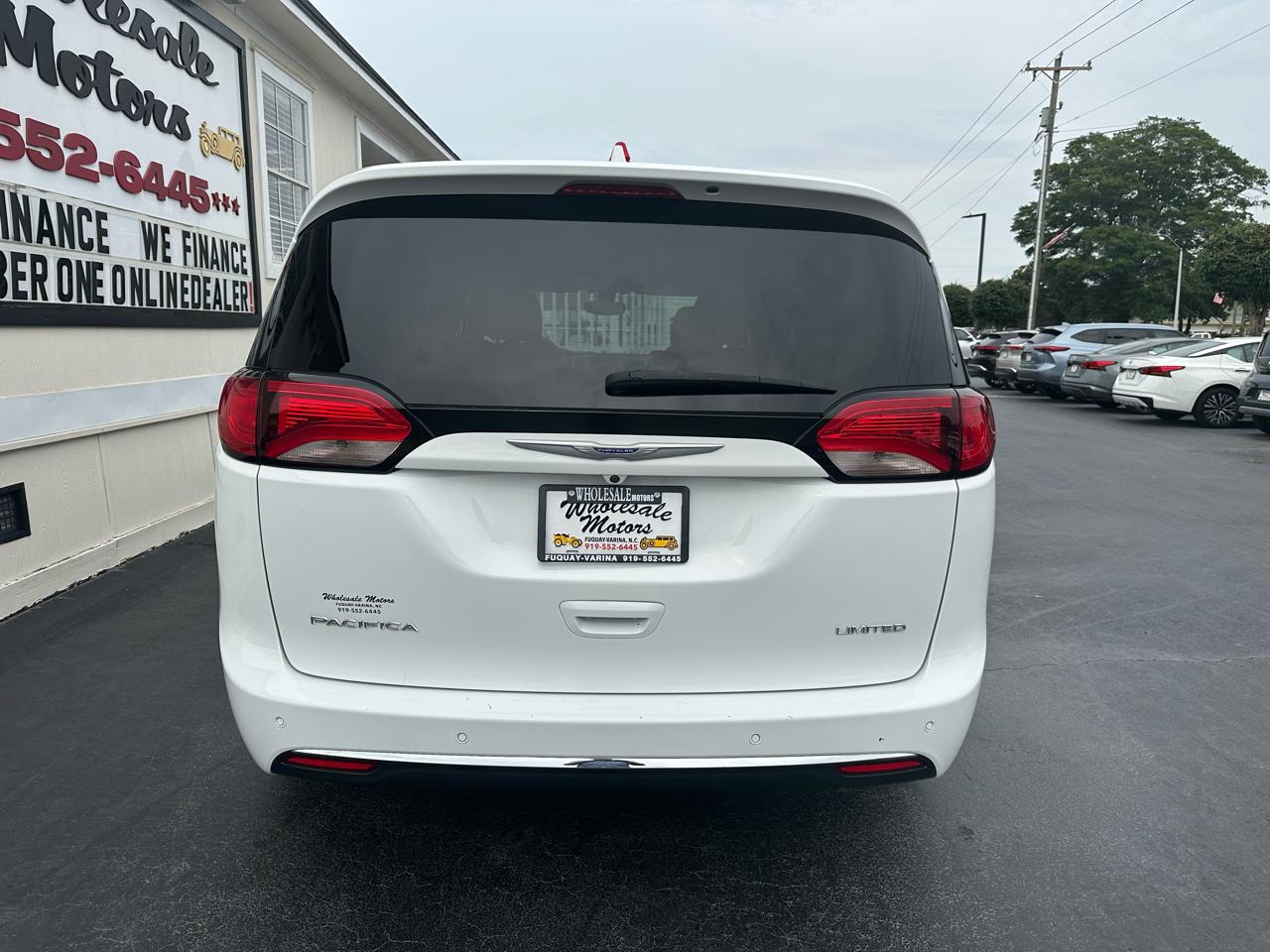 Chrysler Pacifica Limited FWD 2020
