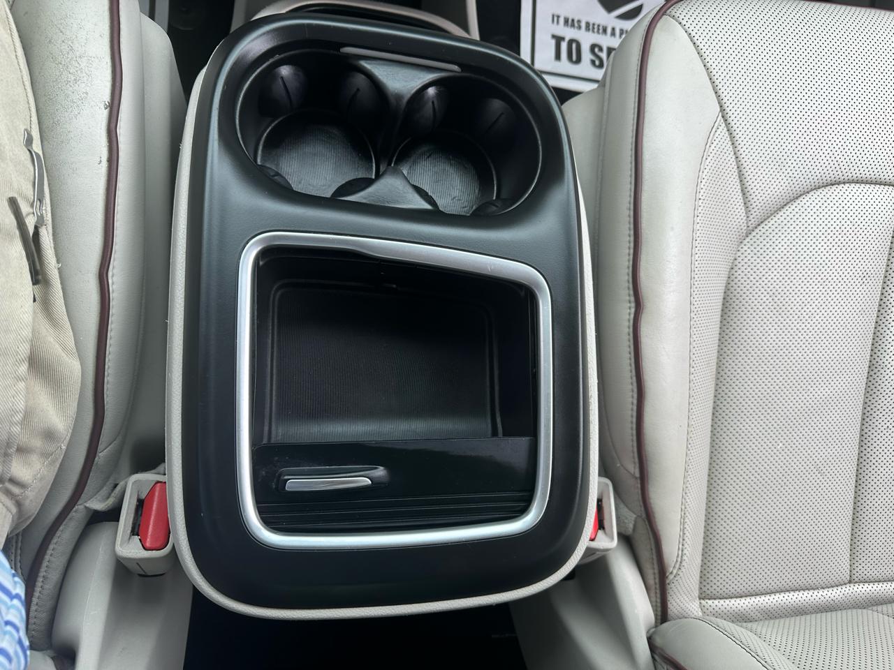 Chrysler Pacifica Limited FWD 2020