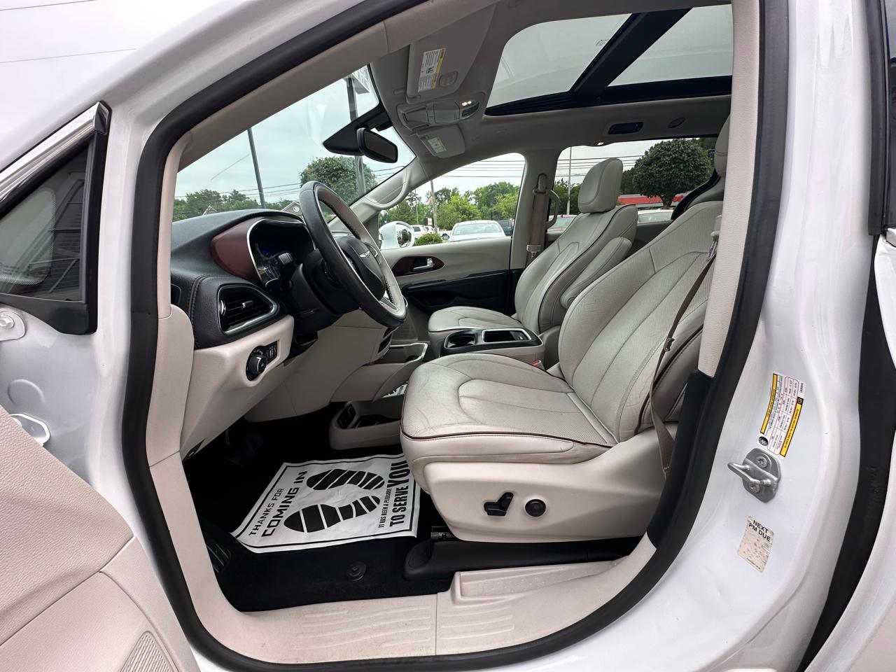 Chrysler Pacifica Limited FWD 2020