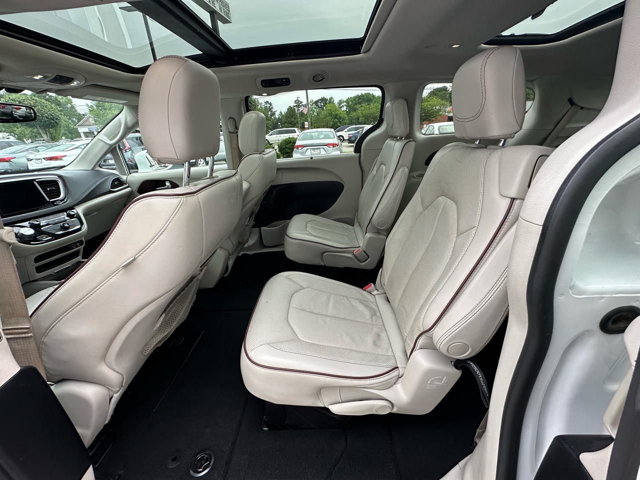 Chrysler Pacifica Limited FWD 2020