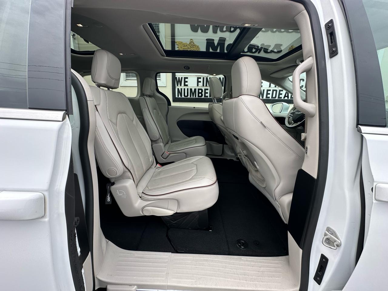 Chrysler Pacifica Limited FWD 2020